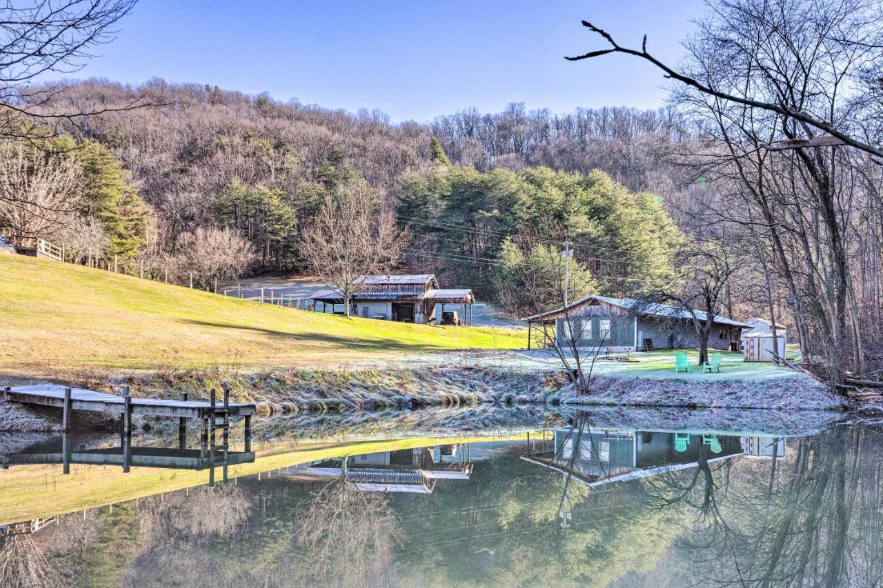 Pet-Friendly Blue Ridge, Cherokee Forest Retreat! グリーンビル  エクステリア 写真